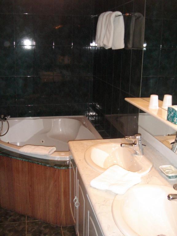 Chambres D'Hotes Edoniaa 퀜드 객실 사진